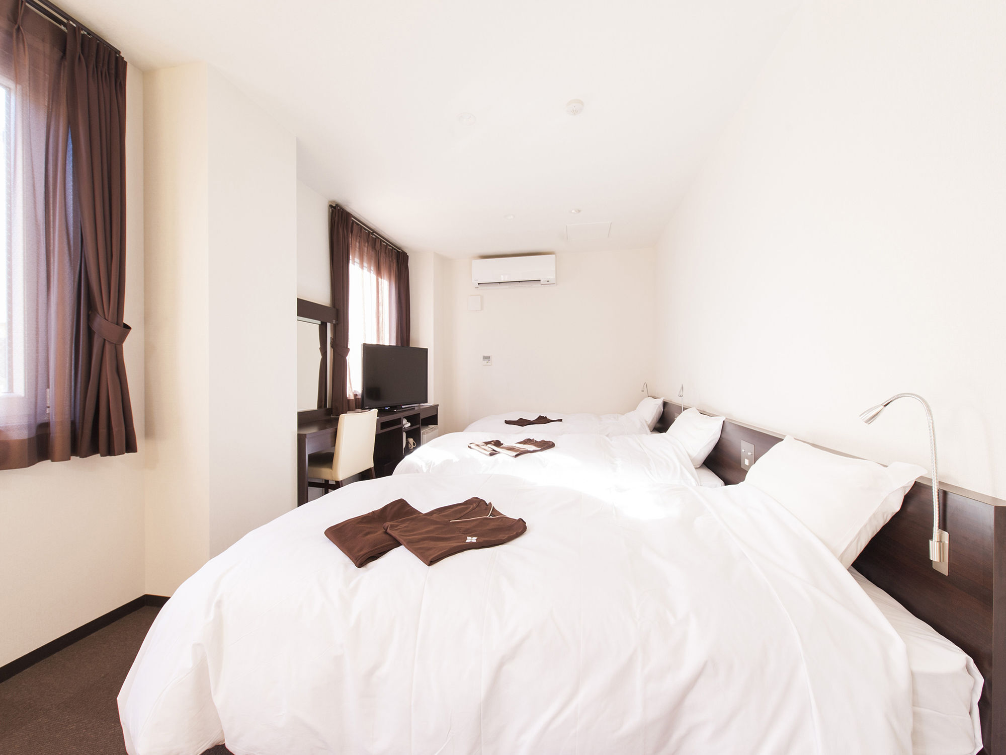 Hana Hotel Fukaya & Spa المظهر الخارجي الصورة